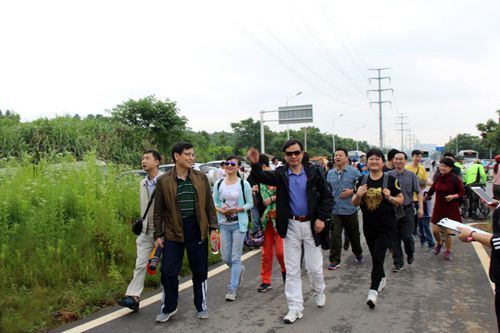 刑司十三水在线
工会组织教职工春游活动