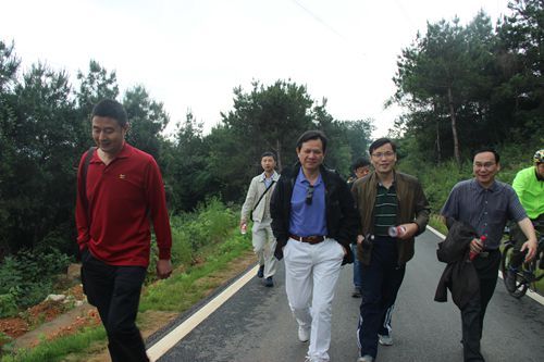 刑司十三水在线
工会组织教职工春游活动